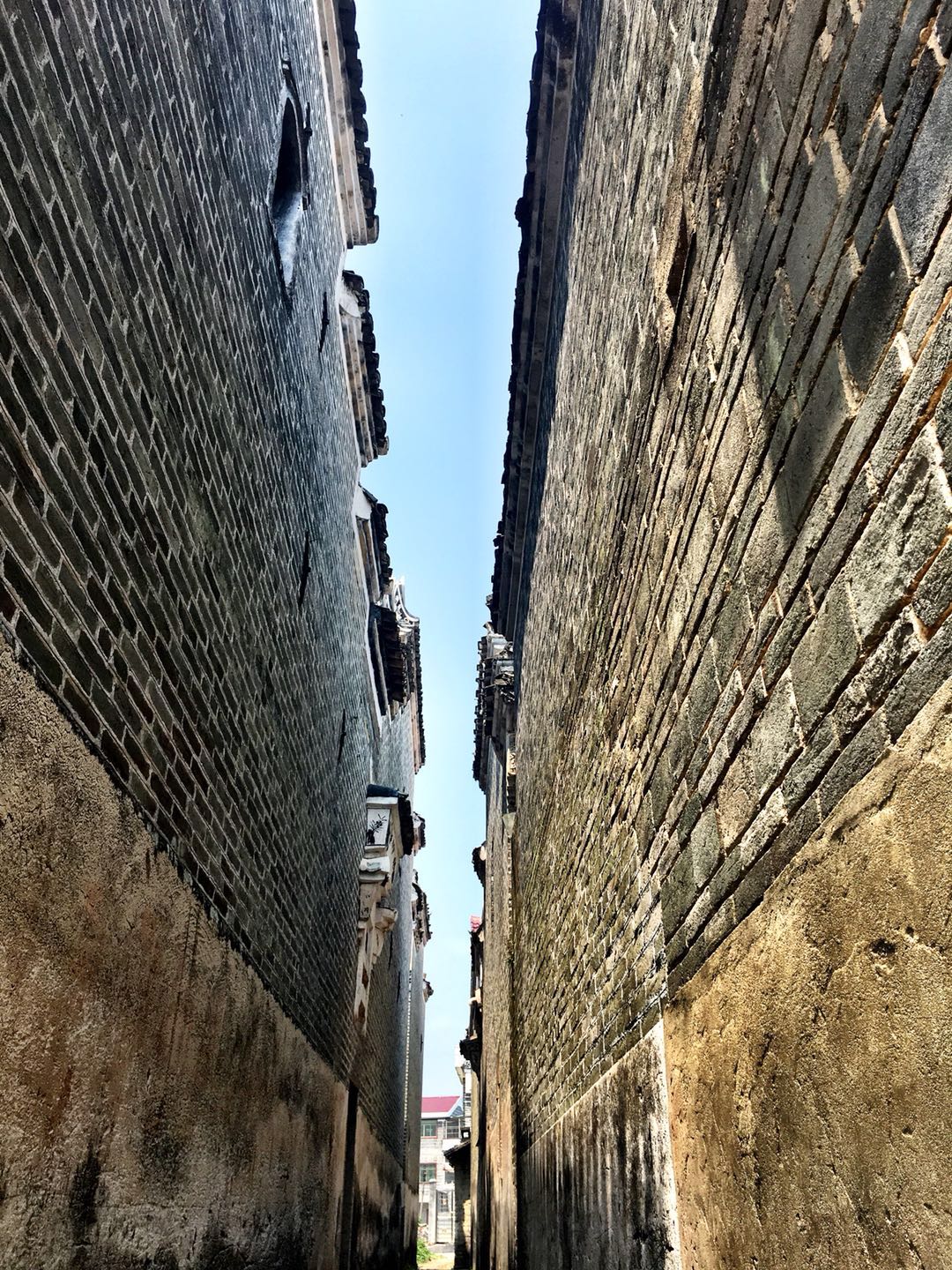 古巷青砖